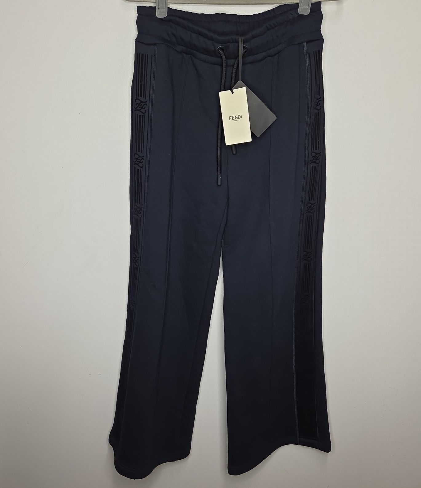 Nwt Fendi Arizona Sweatpants Italian Luxe Logo Joggers Track Pants Black 42 S
